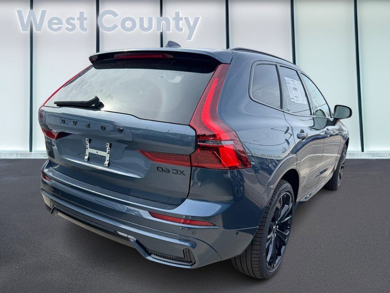 New 2026 Volvo XC60 T8 Ultra w/ Climate Package image 3