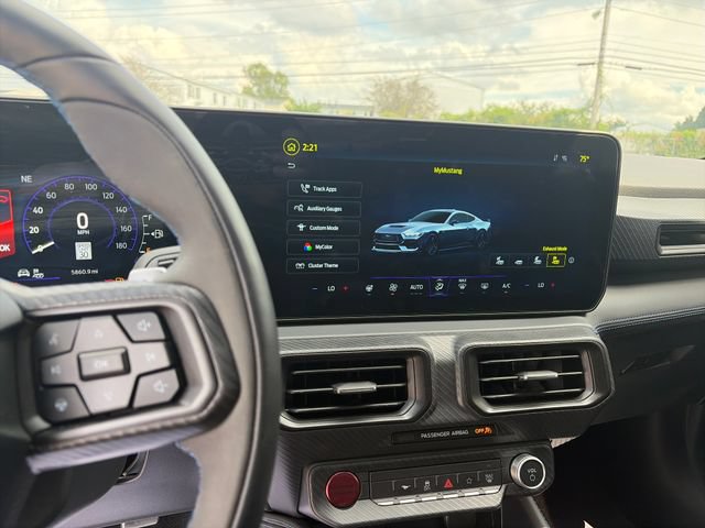 Certified 2025 Ford Mustang Dark Horse w/ Dark Horse Handlin Package RWD image 30