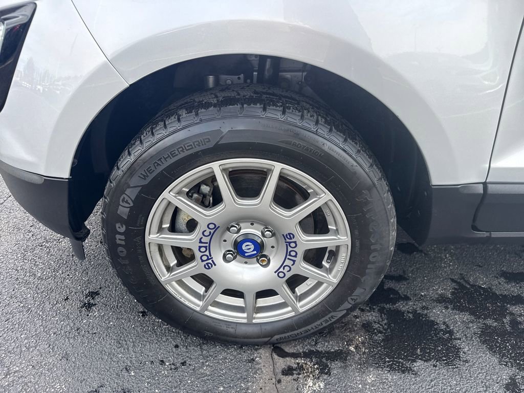 Used 2020 Ford EcoSport SES w/ SES Black Appearance Package image 12