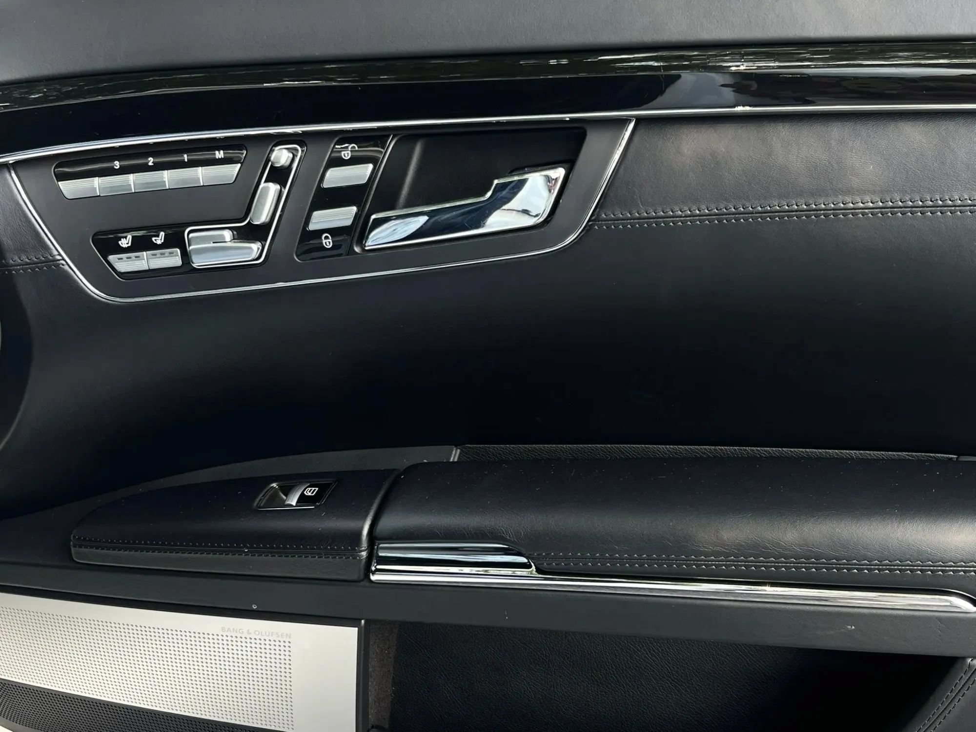 Used 2012 Mercedes-Benz S 63 AMG image 45