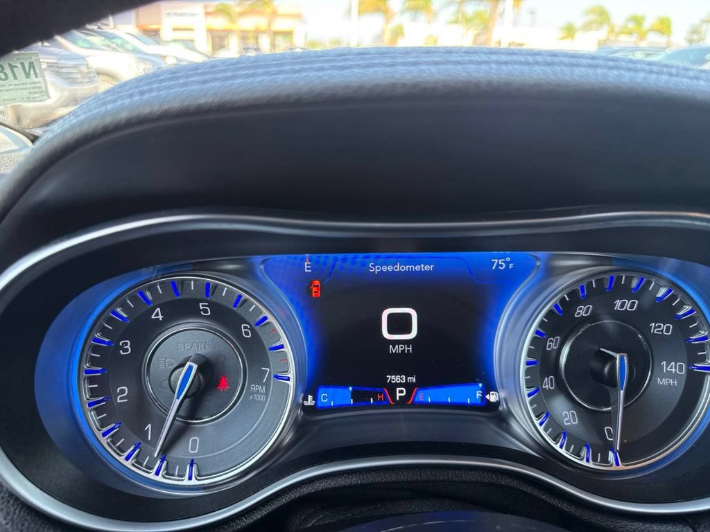 Used 2023 Chrysler 300 Touring w/ Sport Appearance Package RWD image 24