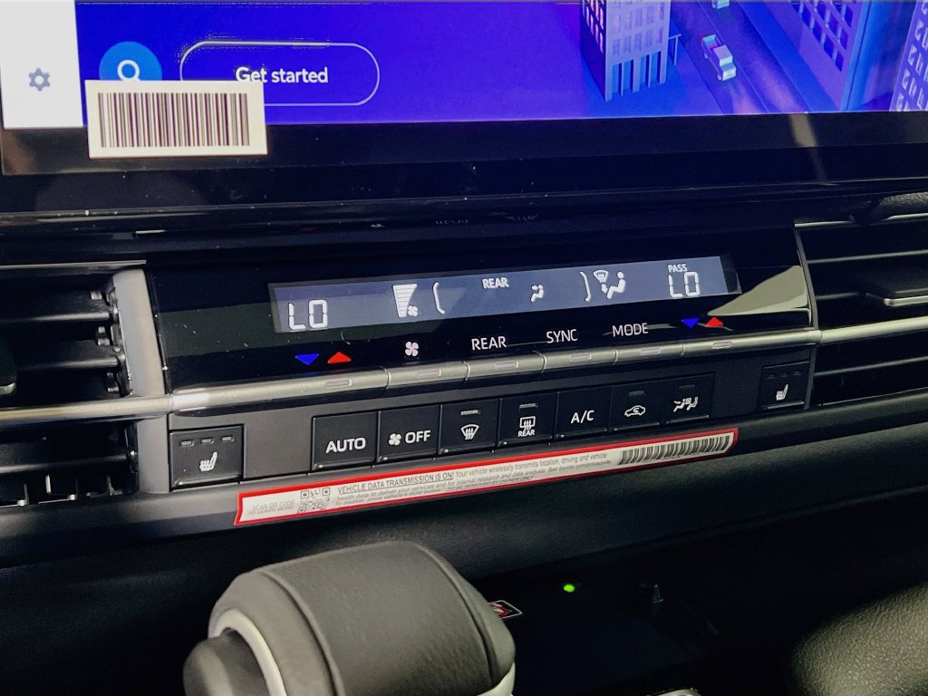 New 2026 Toyota Sienna XLE Woodland Edition AWD/4WD image 13