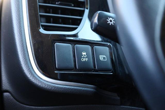 Used 2019 Mitsubishi Outlander SE AWD/4WD image 20