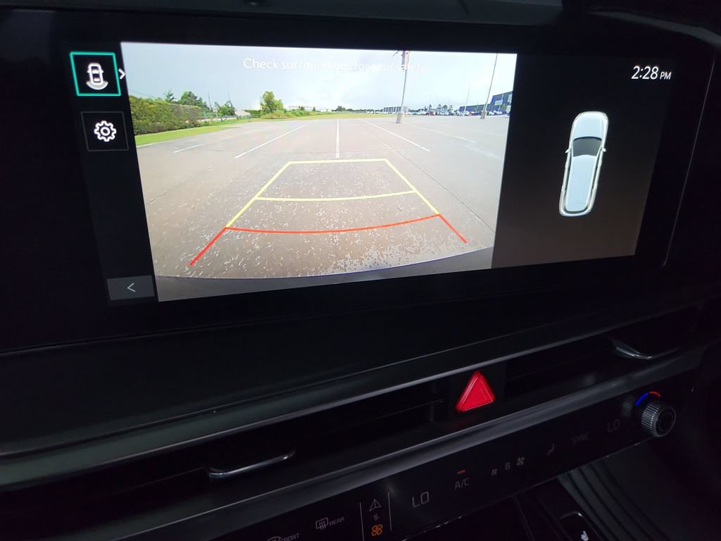 Used 2024 Kia Sorento S w/ Panoramic Sunroof Package FWD image 24