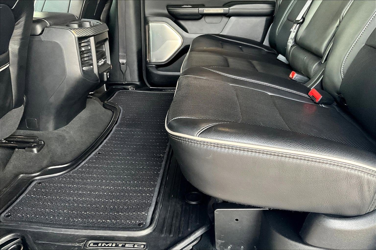 Used 2020 RAM 1500 Limited image 18