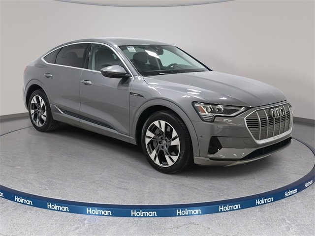 Used 2020 Audi e-tron Premium Plus image 5
