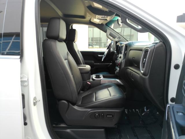 Used 2020 Chevrolet Silverado 3500 LTZ w/ LTZ Texas Edition image 19