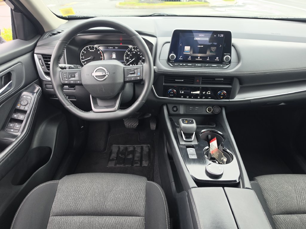 Certified 2026 Nissan Rogue SV AWD/4WD image 14