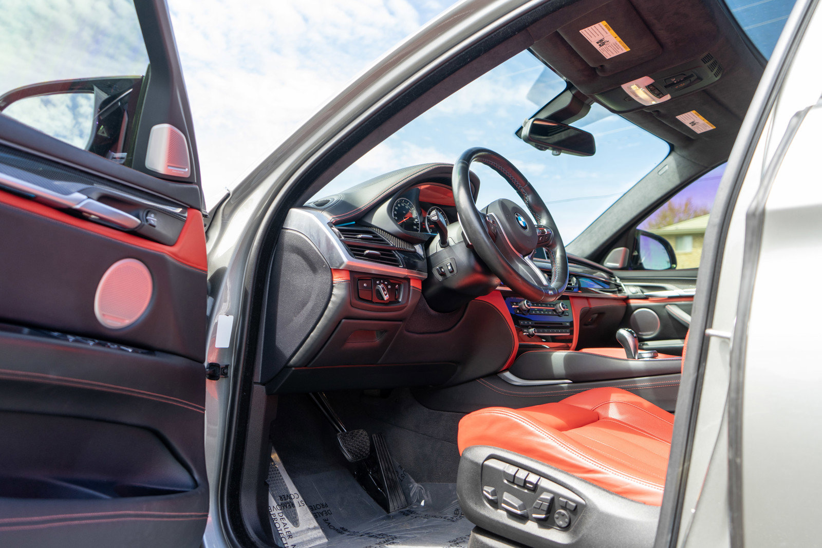 Used 2019 BMW X6 M w/ Executive Package AWD/4WD image 14