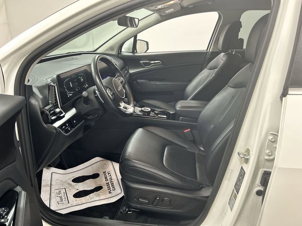 Certified 2023 Kia Sportage EX image 9