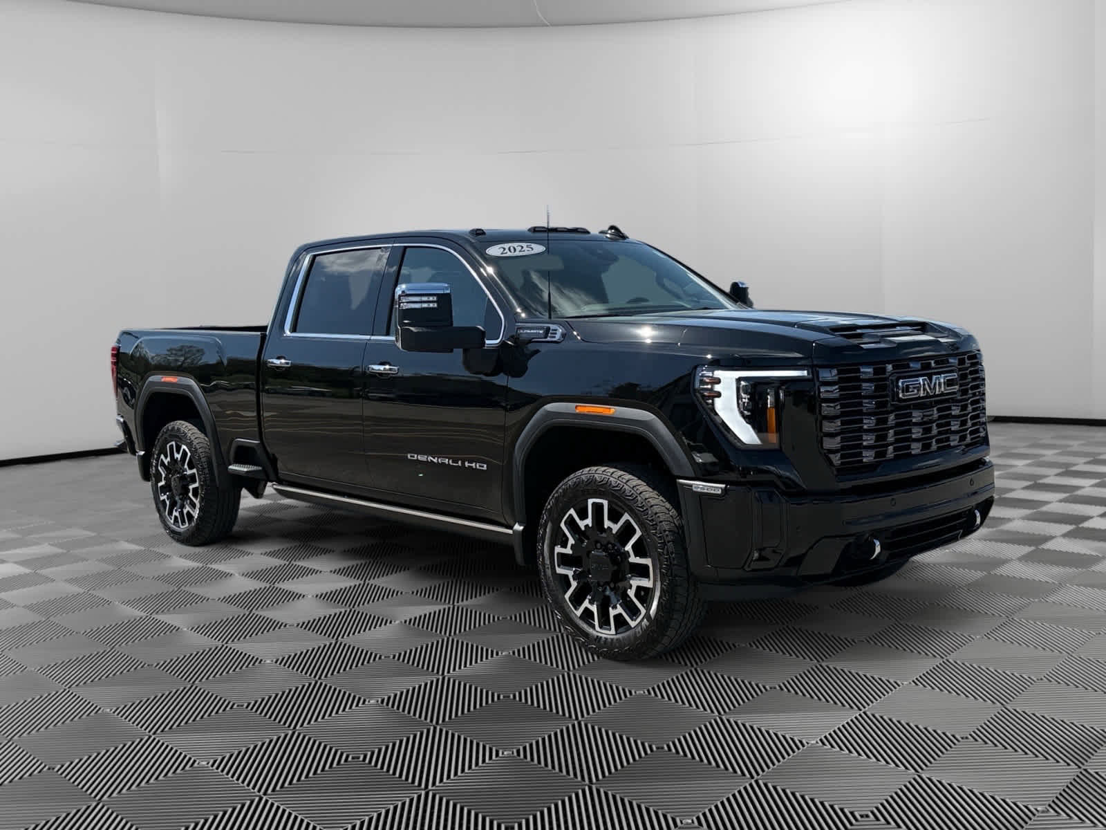Used 2025 GMC Sierra 2500 Denali Ultimate AWD/4WD image 7