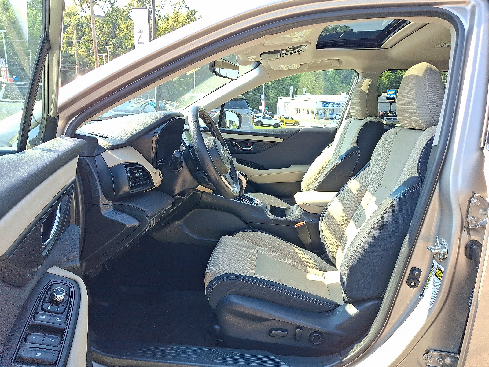 Used 2020 Subaru Outback Premium w/ Popular Package #1 AWD/4WD image 13