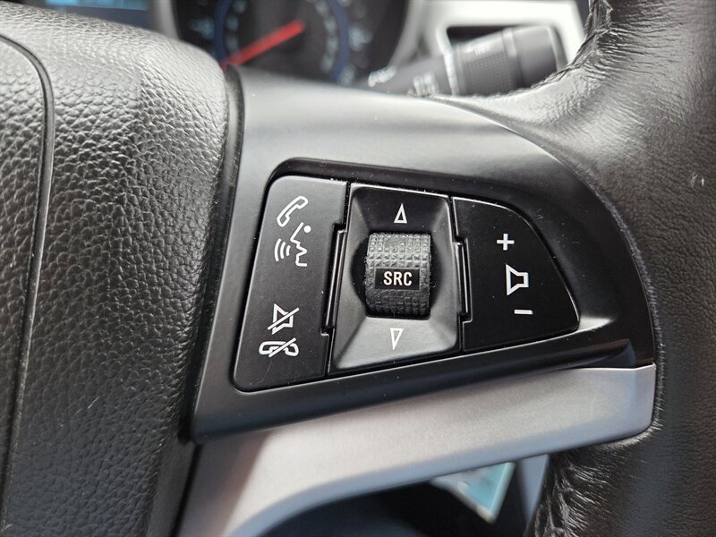 Used 2014 Chevrolet Cruze LT w/ Technology Package FWD image 15