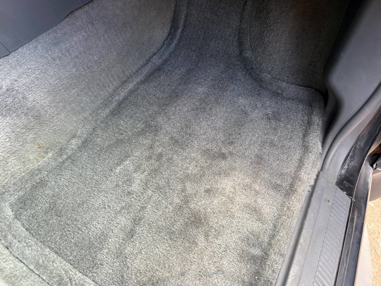 Used 2002 Nissan Frontier SE image 36