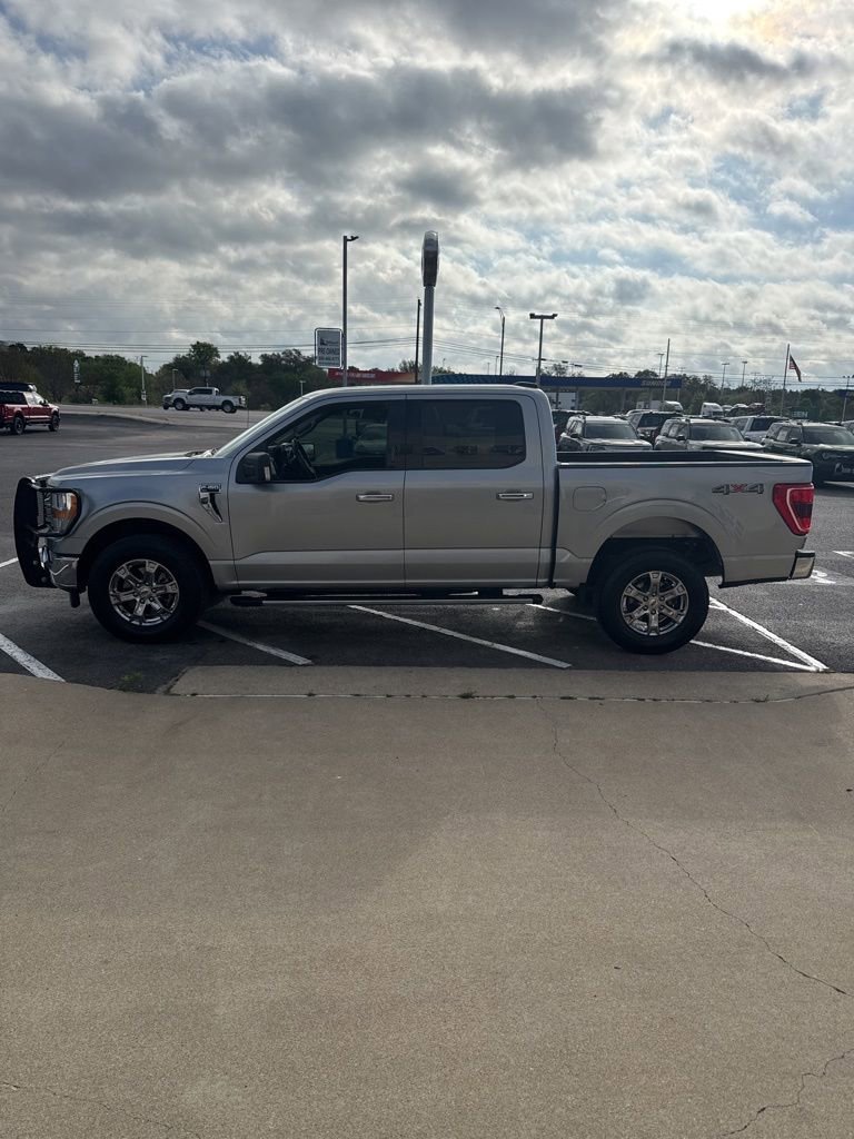 Used 2021 Ford F150 XLT w/ Equipment Group 301A Mid image 5