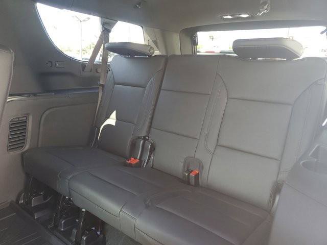 New 2026 Chevrolet Suburban LT w/ Comfort Package image 15