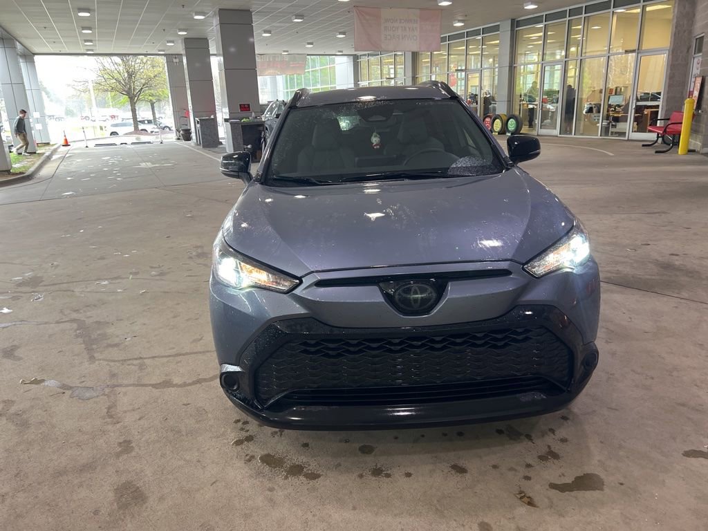 Used 2025 Toyota Corolla Cross AWD Hybrid image 5