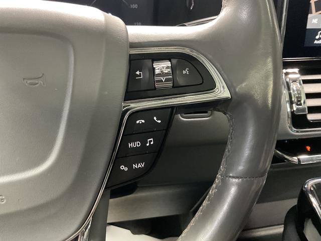Used 2019 Lincoln Navigator L Reserve AWD/4WD image 23