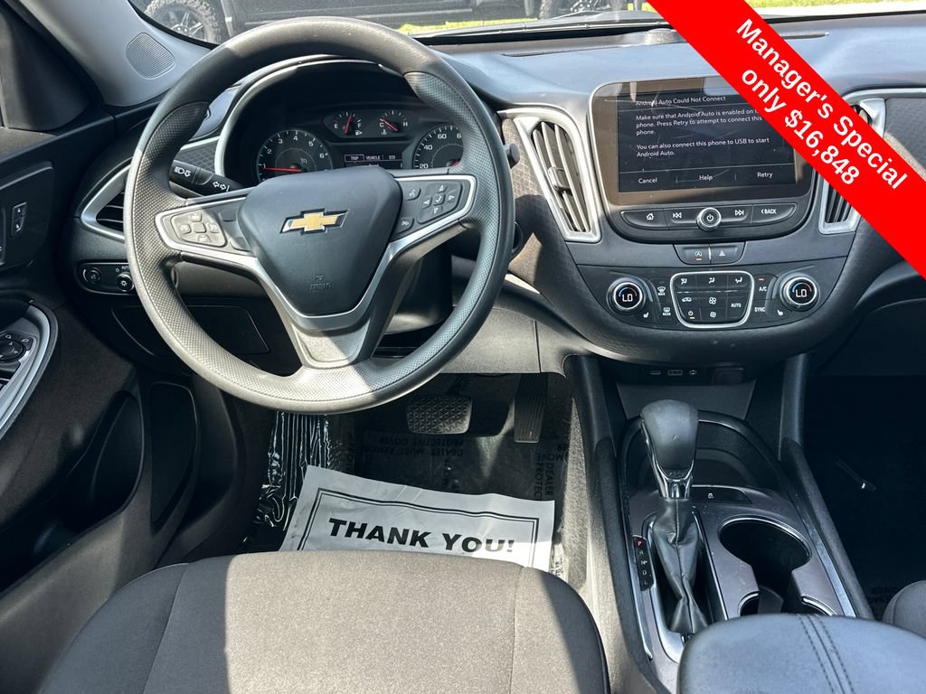 Used 2022 Chevrolet Malibu LT FWD image 17