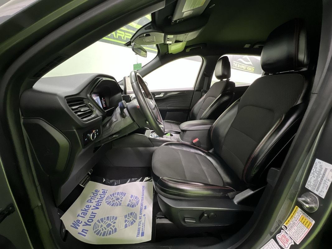 Used 2024 Ford Escape ST-Line AWD/4WD image 17