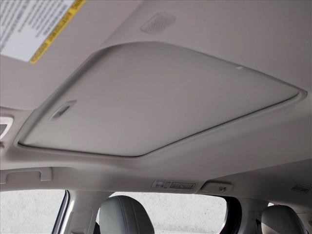 Used 2022 Toyota Sienna XLE w/ XLE Plus Package FWD image 16