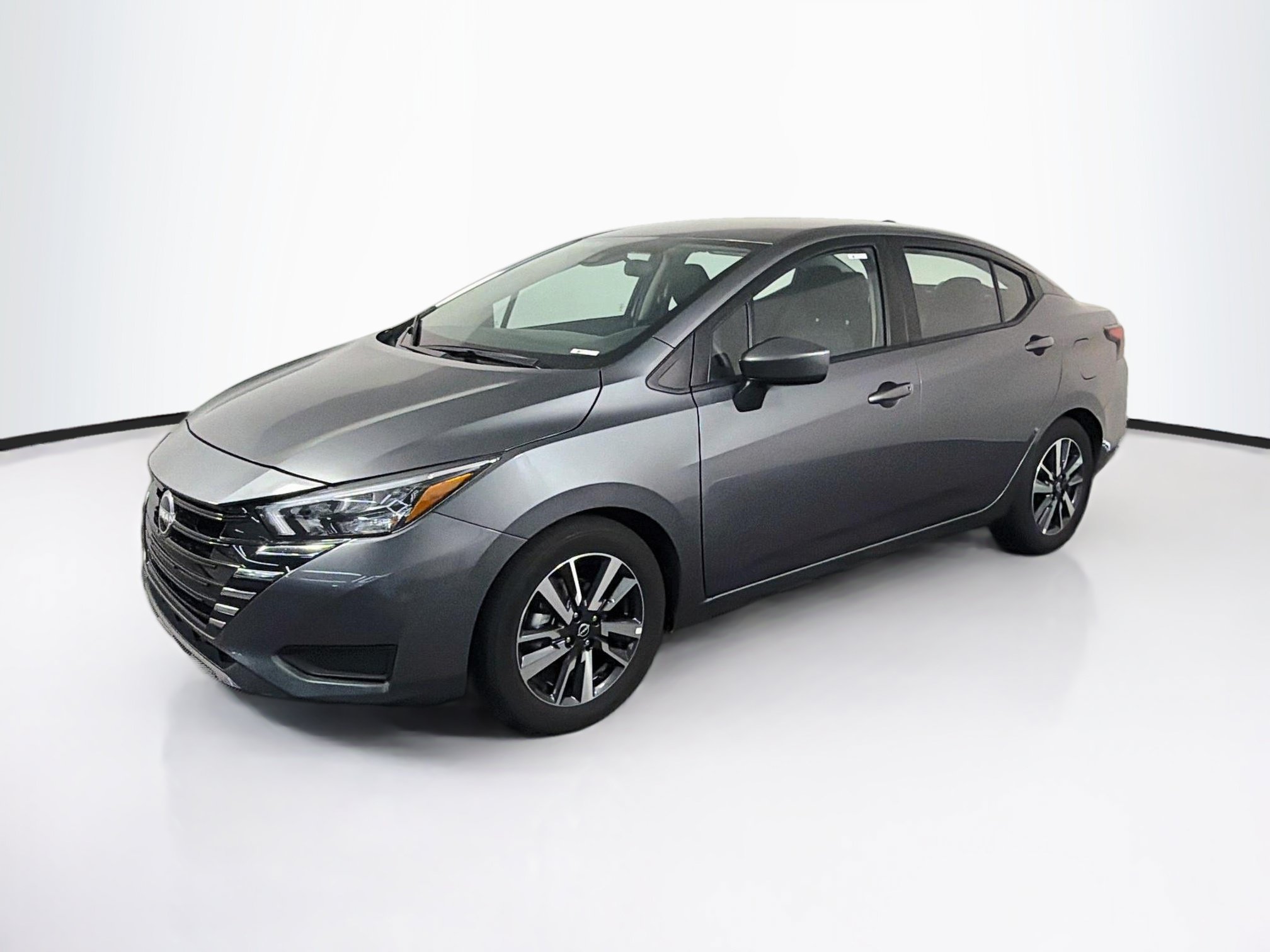 Used 2025 Nissan Versa SV FWD image 3