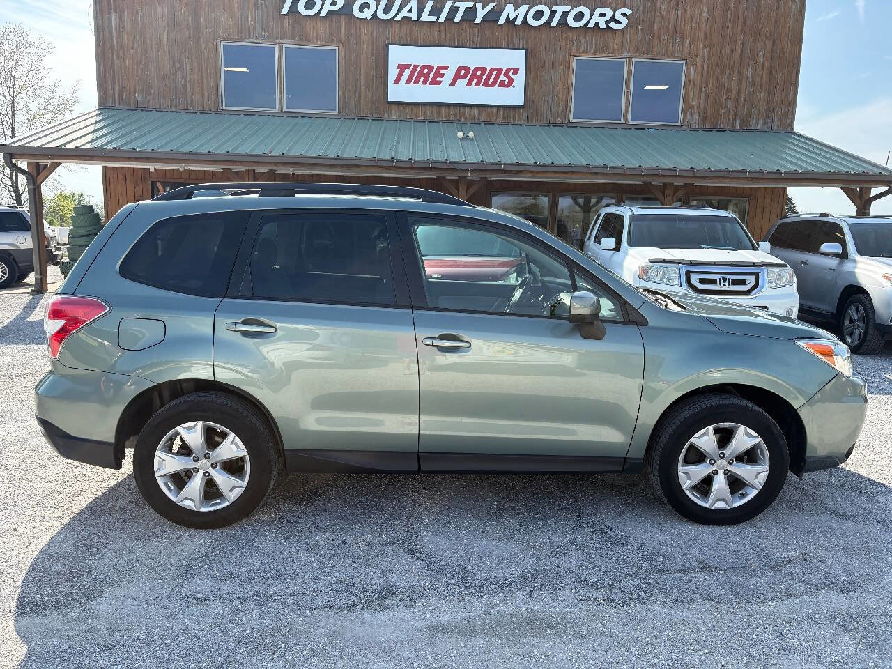 Used 2016 Subaru Forester 2.5i Premium w/ All-Weather Package image 1