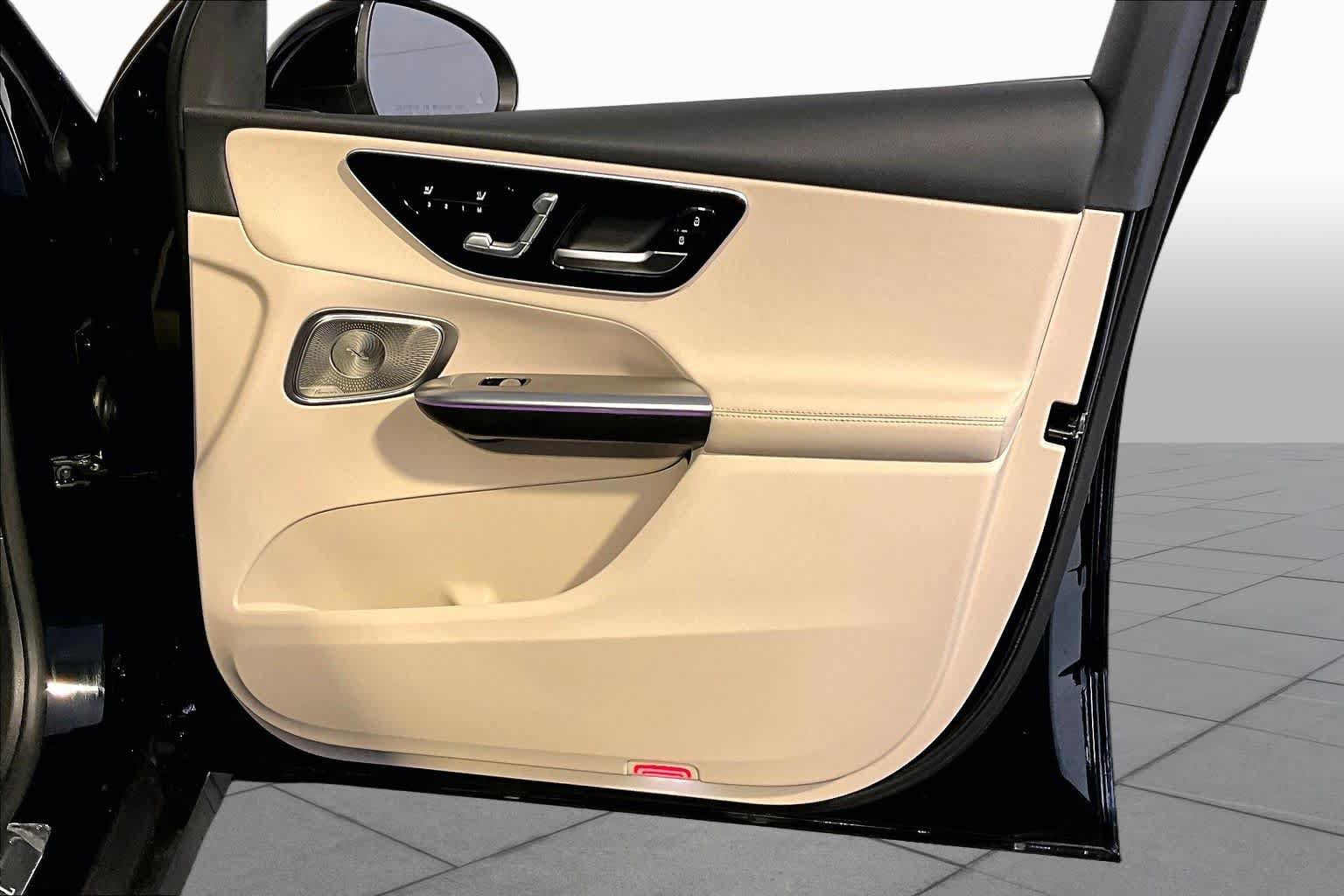 Certified 2026 Mercedes-Benz GLC 300 4MATIC image 23