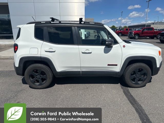 Used 2015 Jeep Renegade Trailhawk w/ Premium Leather Group AWD/4WD image 8