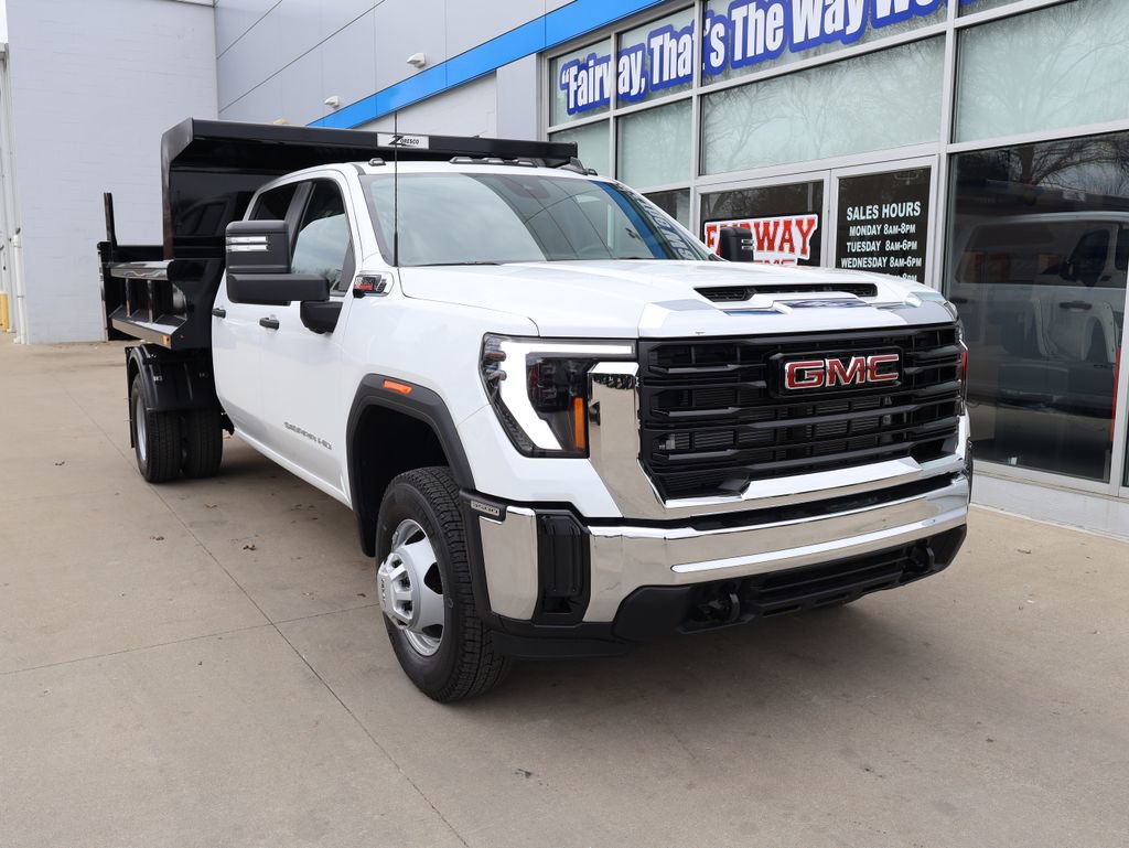 New 2026 GMC Sierra 3500 Pro w/ Convenience Package image 2