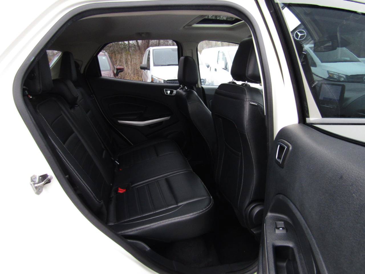 Used 2021 Ford EcoSport Titanium AWD/4WD image 24