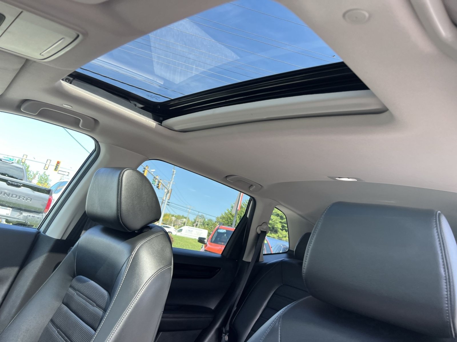 Used 2025 Honda CR-V EX-L image 23