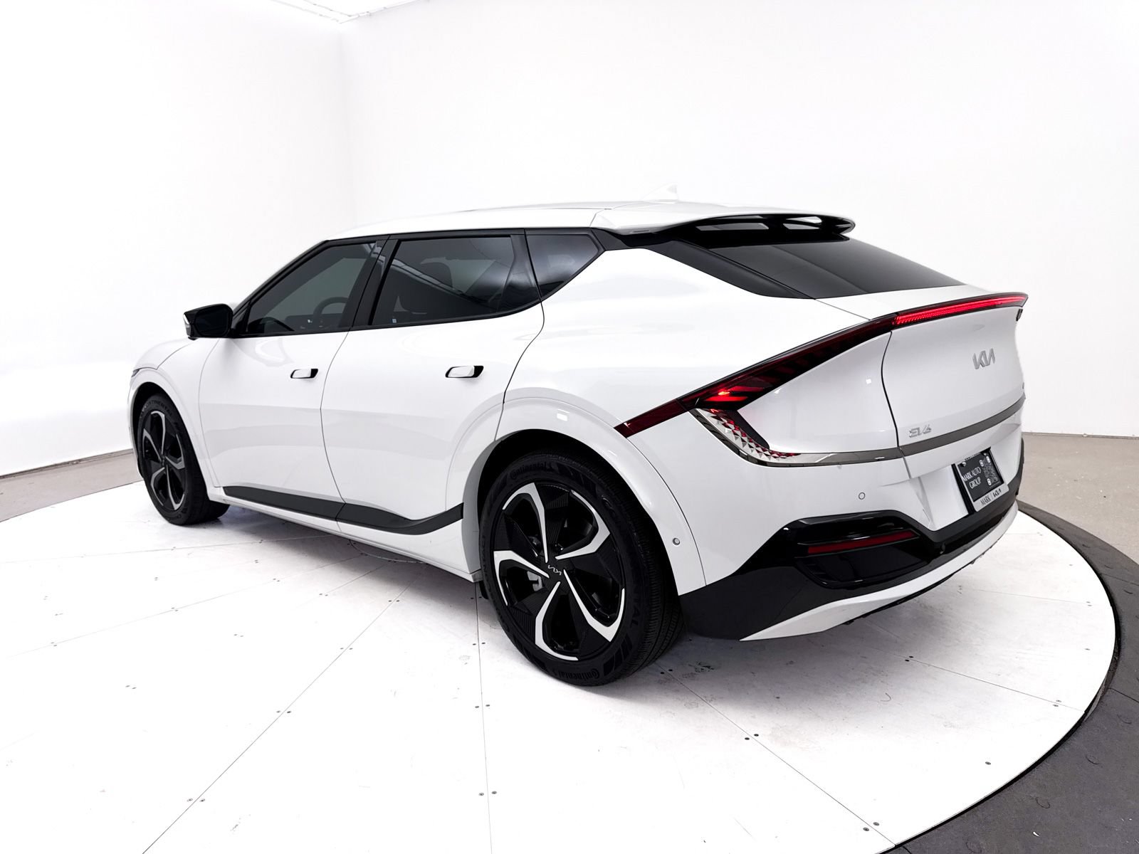 Certified 2023 Kia EV6 GT-Line AWD/4WD image 18