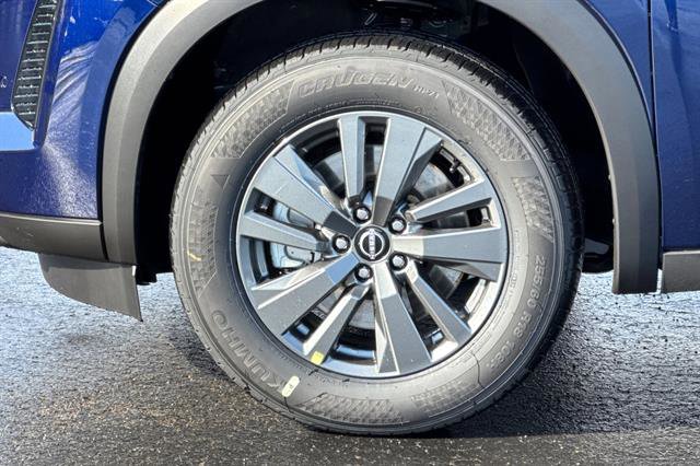 New 2026 Nissan Pathfinder SV image 33