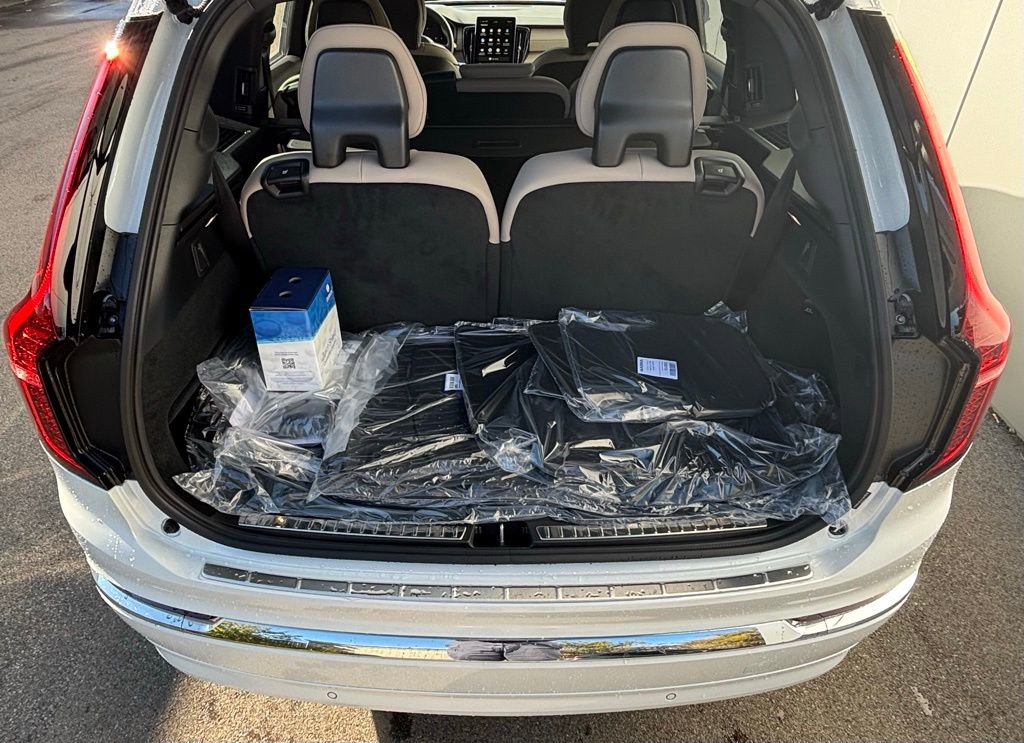 New 2026 Volvo XC90 B6 Plus w/ Protection Package image 16