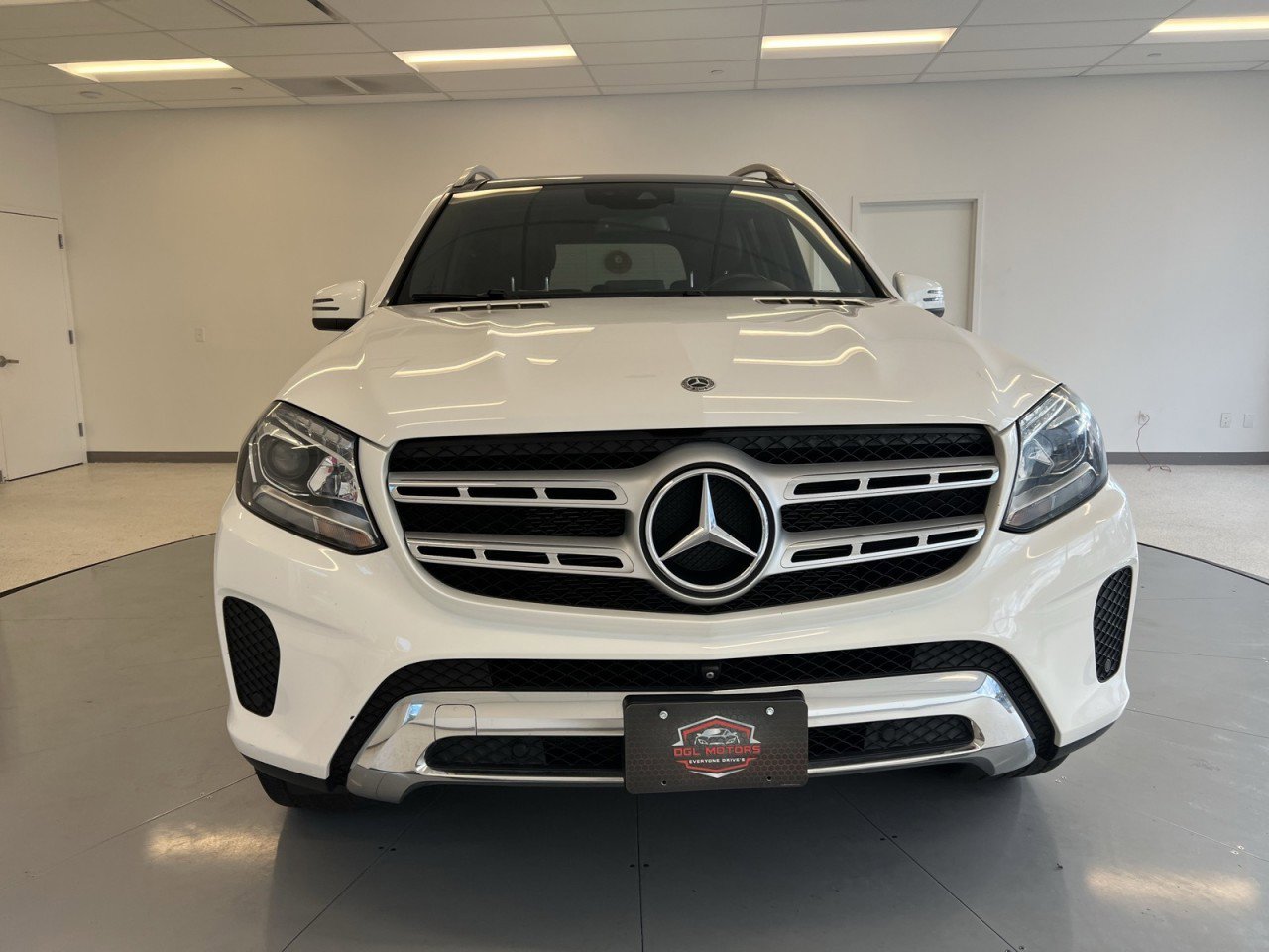 Used 2018 Mercedes-Benz GLS 450 4MATIC image 2