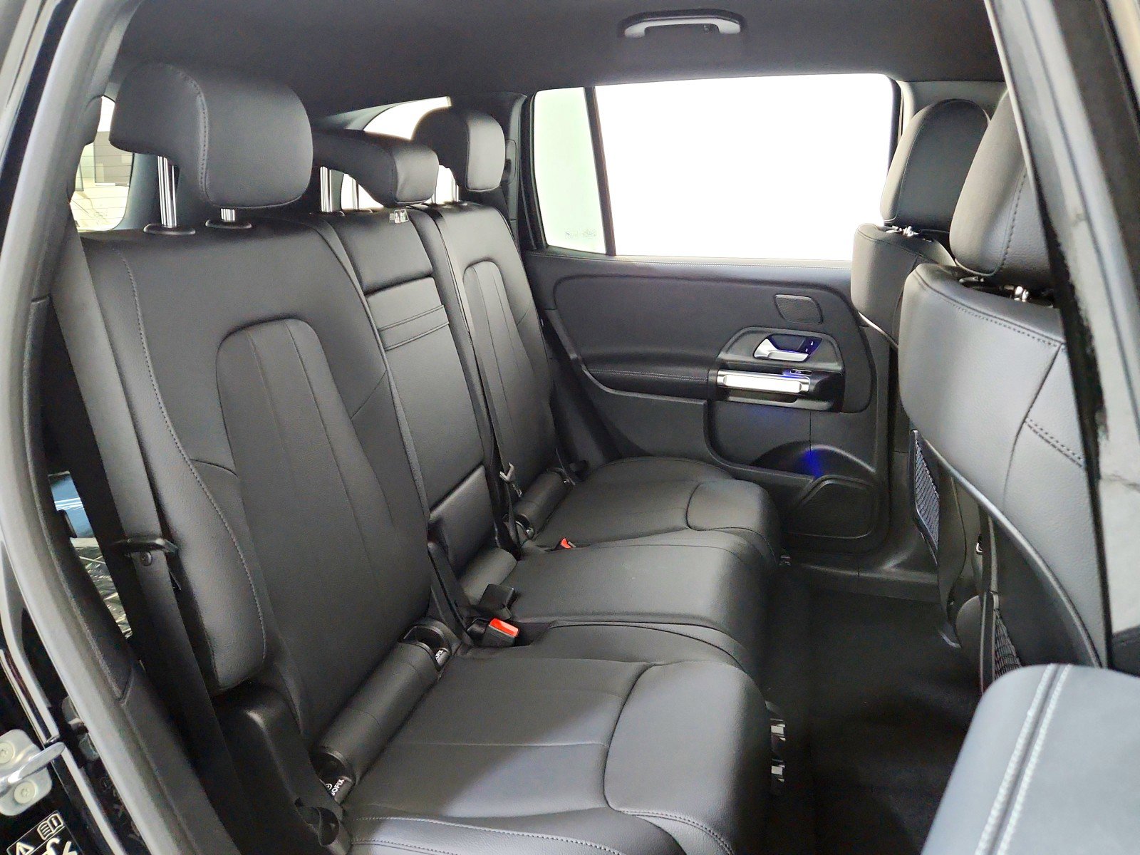 Used 2026 Mercedes-Benz GLB 250 GLB 250 image 8