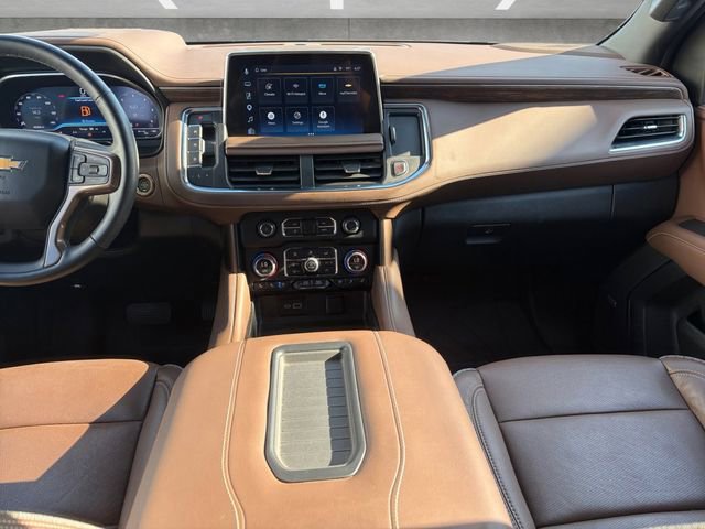 Used 2023 Chevrolet Tahoe High Country AWD/4WD image 3