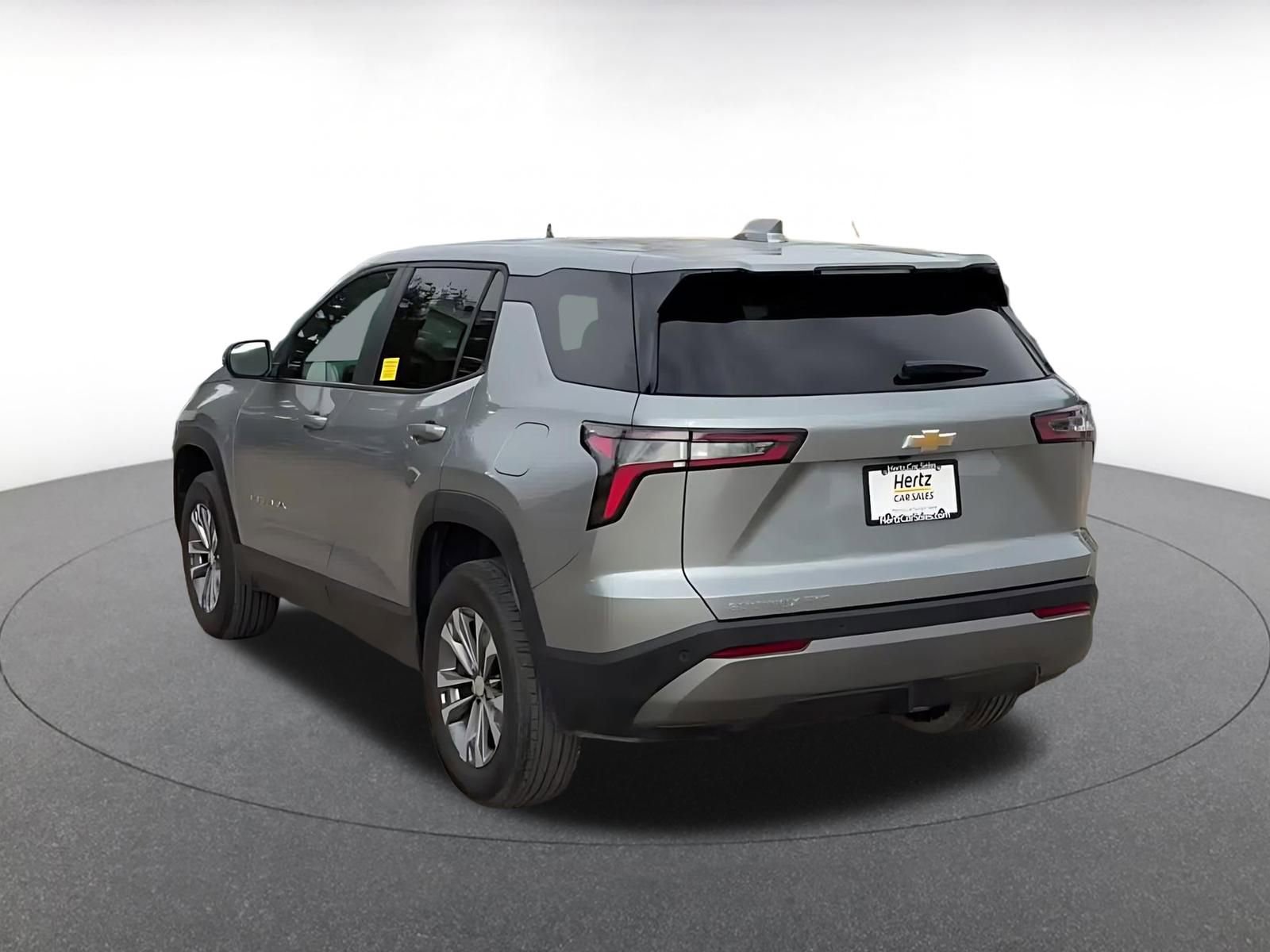 Used 2025 Chevrolet Equinox LT image 11