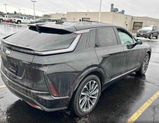 Used 2024 Cadillac Lyriq Sport image 6