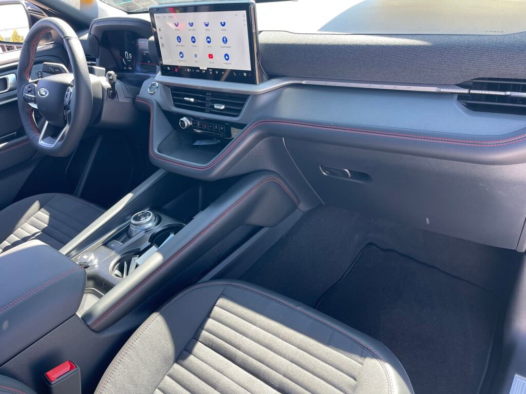 New 2026 Ford Explorer ST-Line image 25