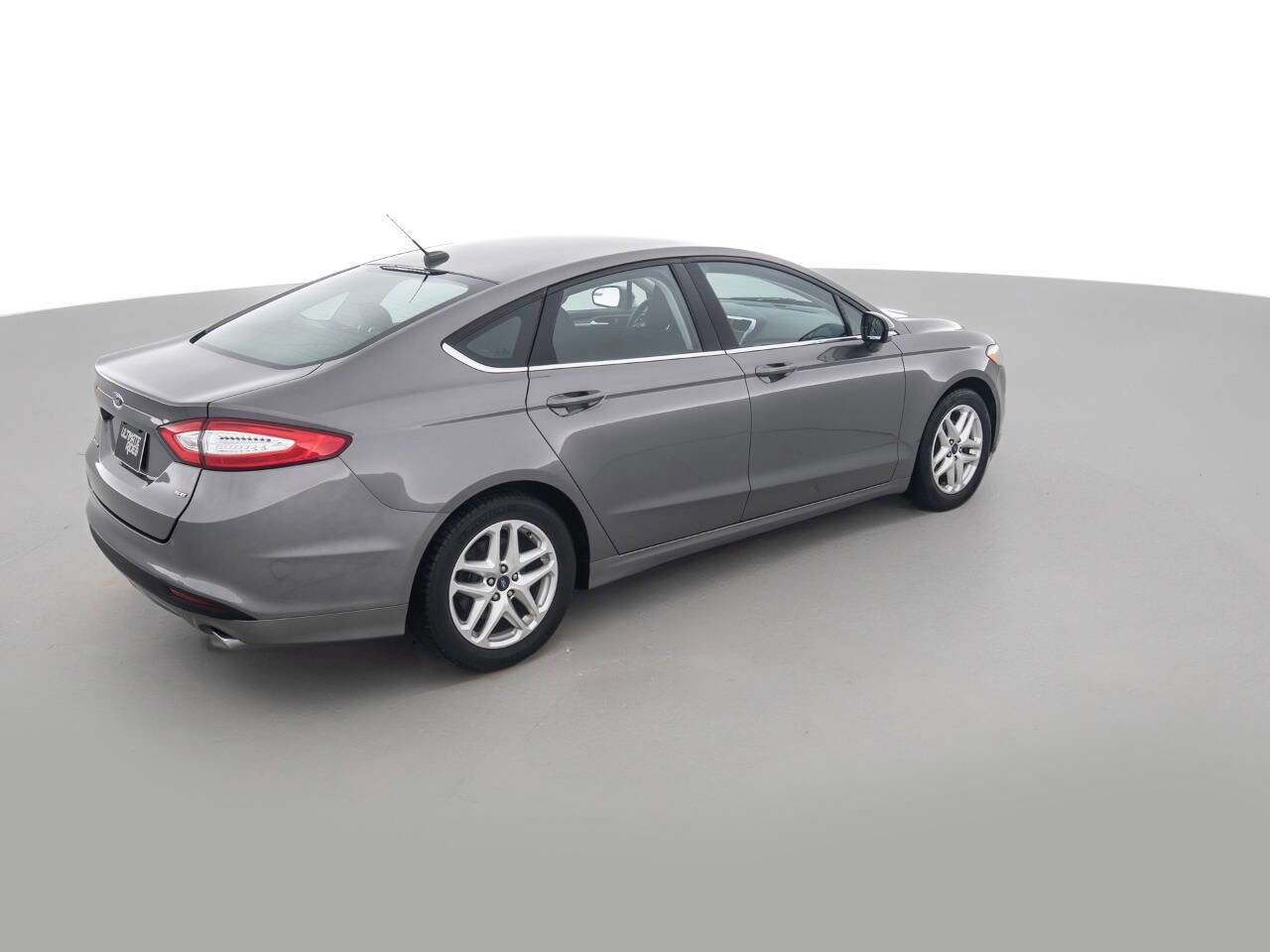 Used 2013 Ford Fusion SE image 5