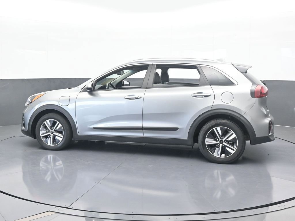 Used 2022 Kia Niro LXS image 3