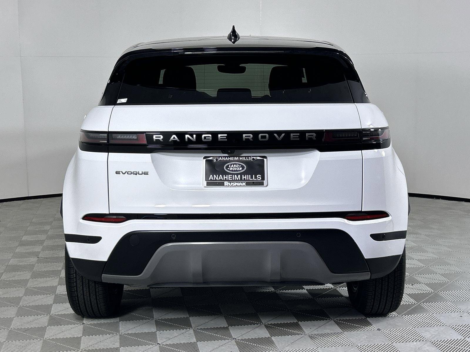 New 2026 Land Rover Range Rover Evoque S image 4