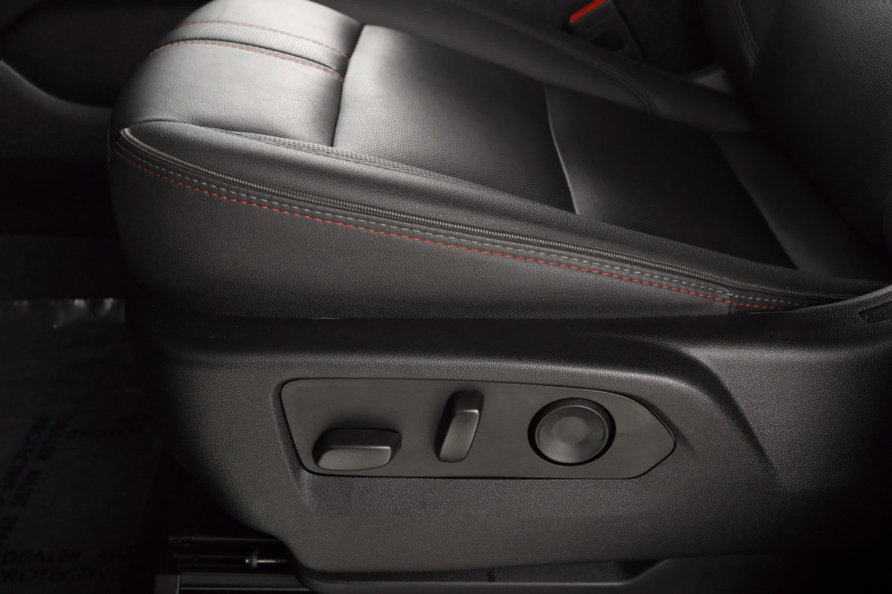 Used 2023 Chevrolet Suburban RST image 36