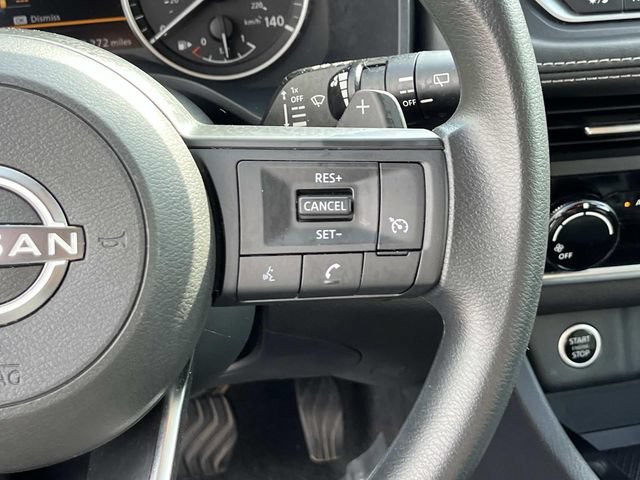 Used 2023 Nissan Rogue S AWD/4WD image 28