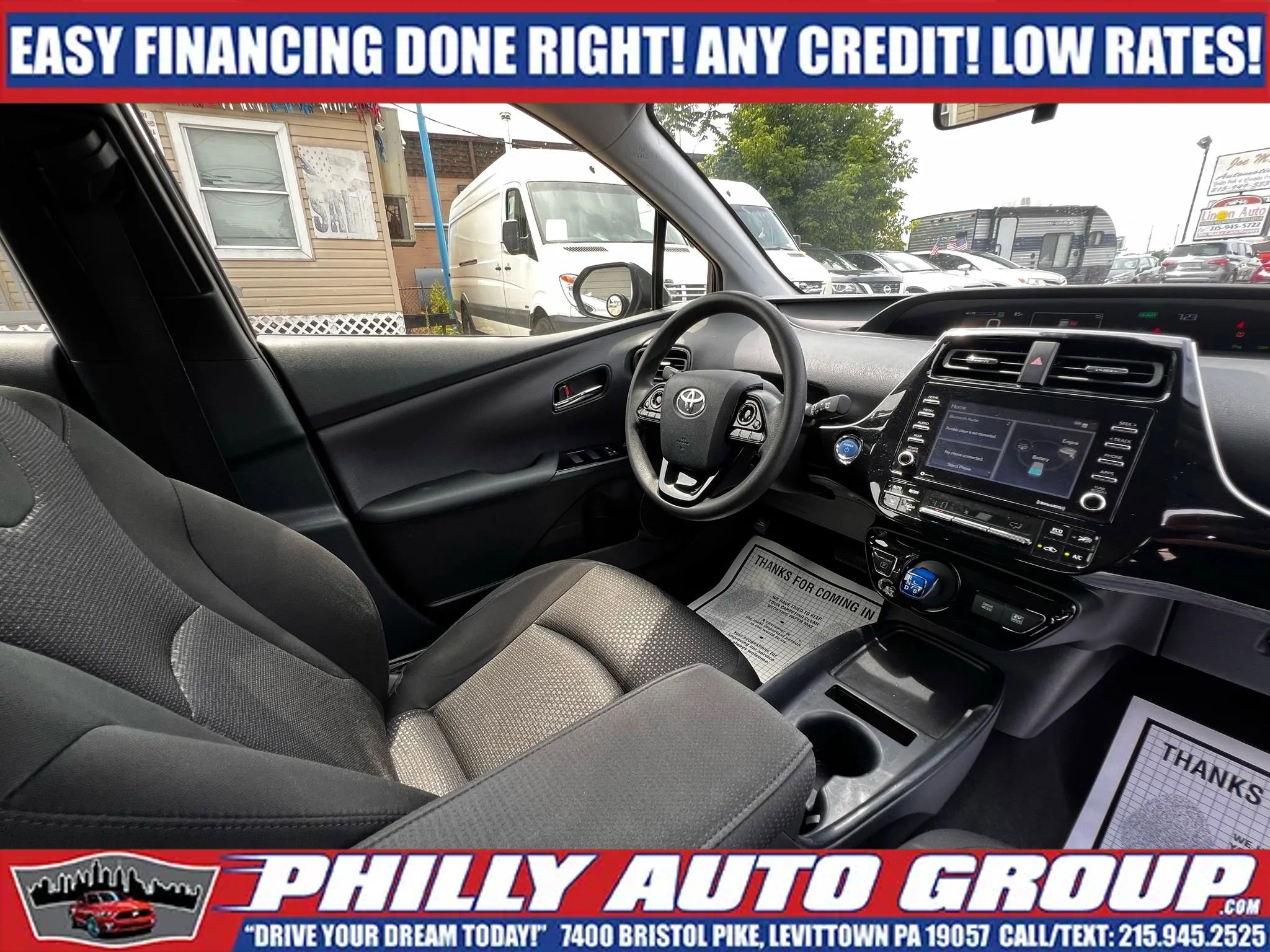 Used 2021 Toyota Prius LE FWD image 14