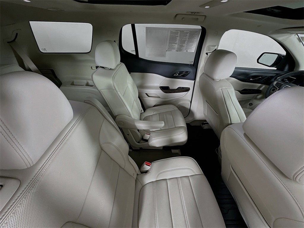 Used 2023 GMC Acadia Denali image 30