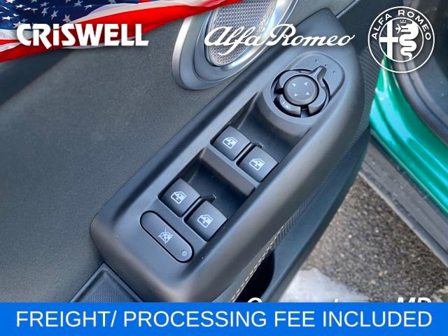 New 2025 Alfa Romeo Tonale w/ Premium Package AWD/4WD image 17