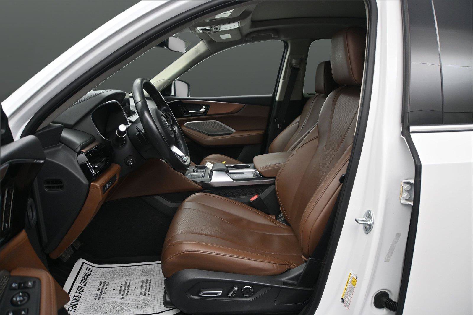 Certified 2024 Acura MDX w/ Technology Package AWD/4WD image 6